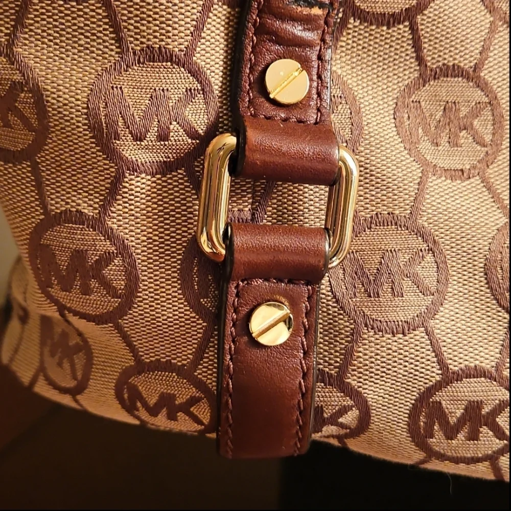 MICHAEL Michael Kors ✨️exempt from